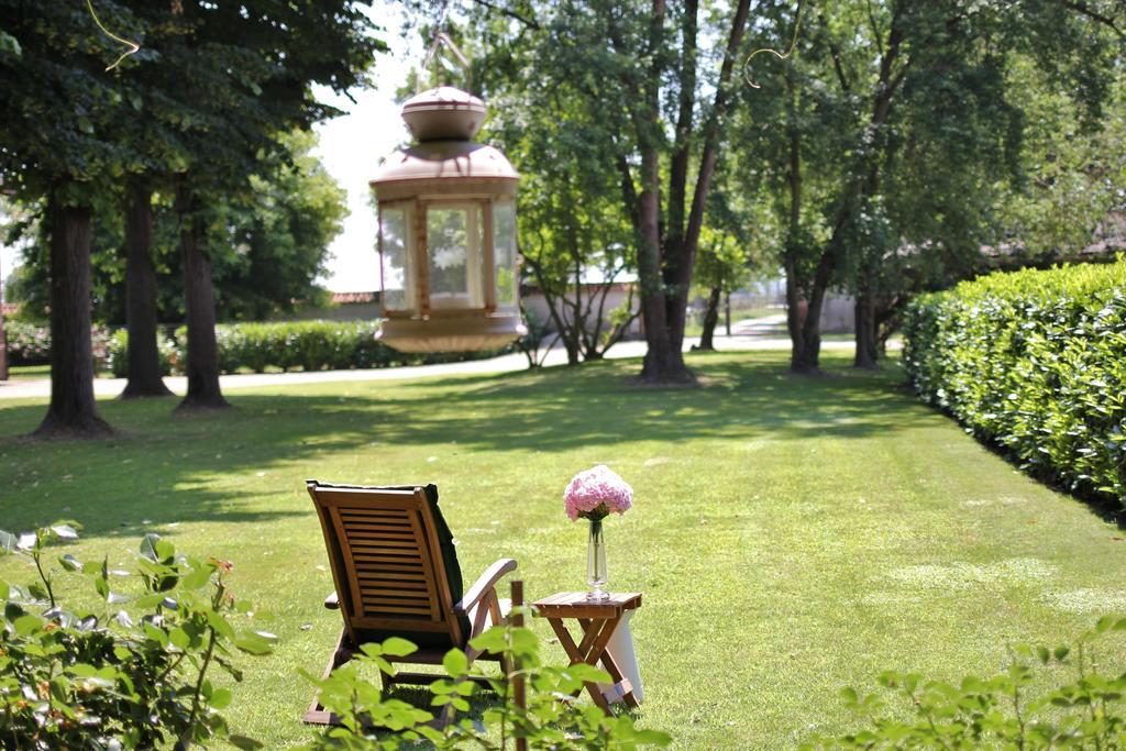 Tenuta Ajrale Vigone Kültér fotó